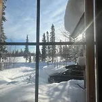 شاليه Lapland Log Ukko-kelo لووُستو