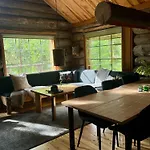 Lomamökit Lapland Log Ukko-kelo