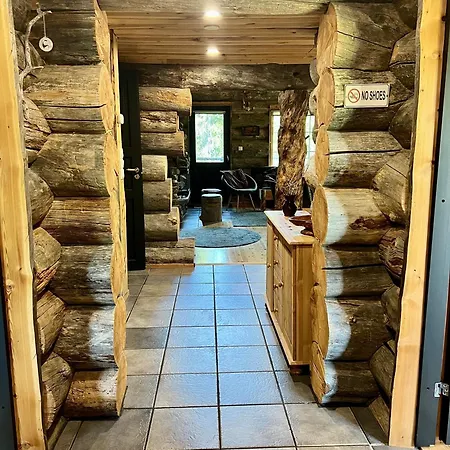 Lapland Log Ukko-kelo Dağ evi